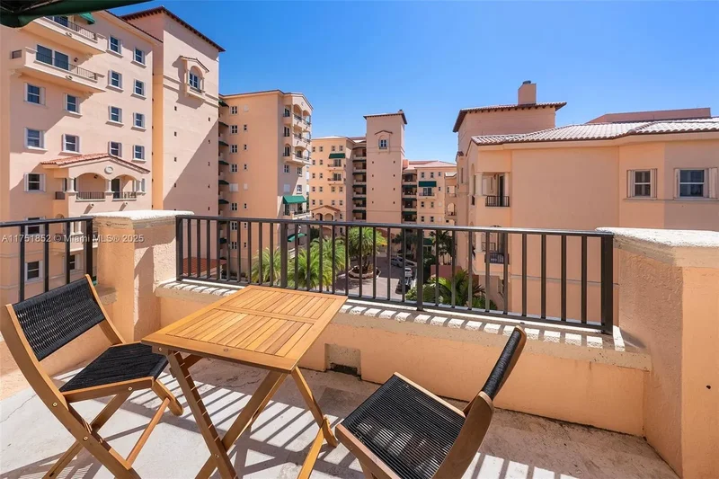 13633 Deering Bay Dr 256, Coral Gables, Florida, United States. - Photo 43
