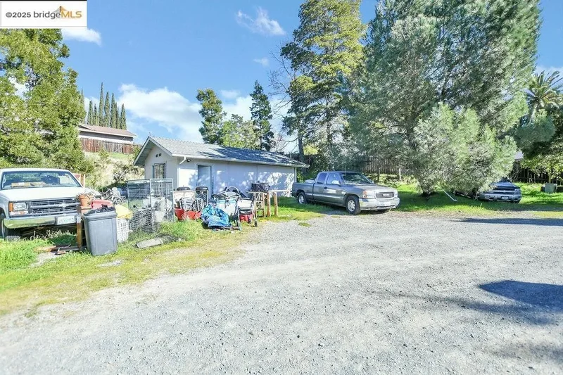 Single Family Residence in Concord