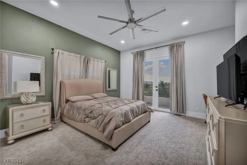 2058 Troon Drive, Henderson, Nevada, United States. - Photo 43