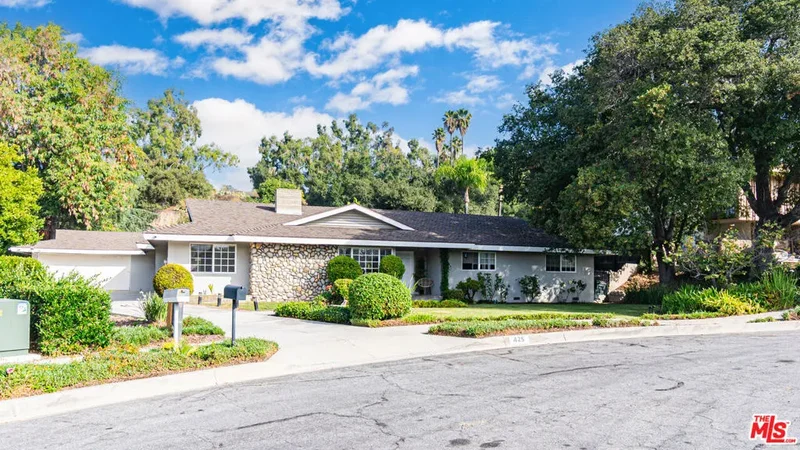 425 Fern Dell Place, Glendora, California, United States. - Photo 52