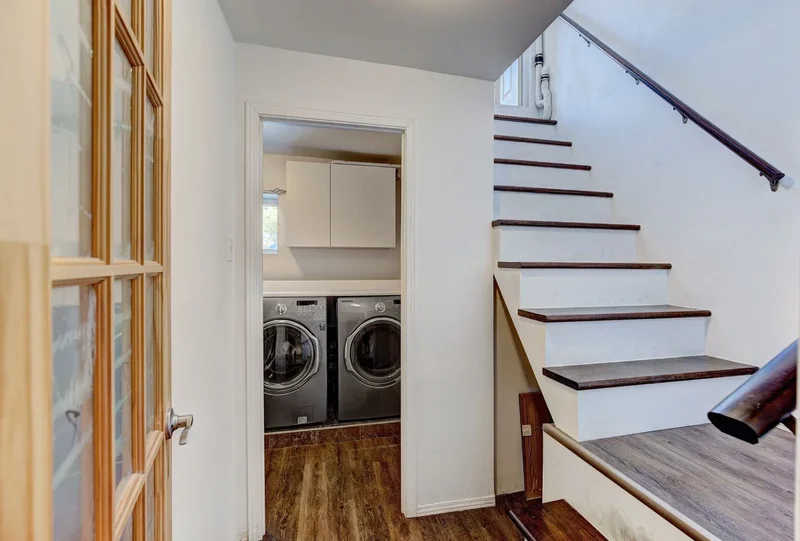 174 Av. Stirling, Montreal, Quebec, Canada. - Photo 31