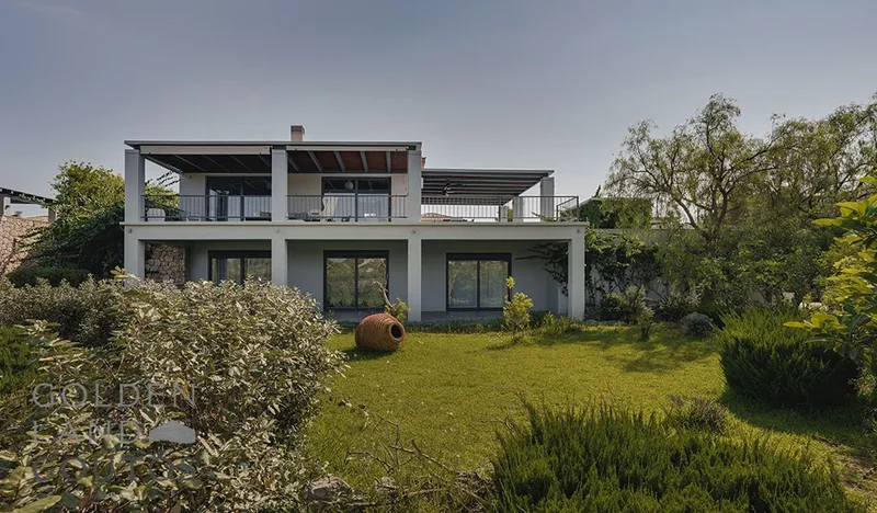 Koinotita Portoxeliou, Kranidi, Greece. - Photo 3