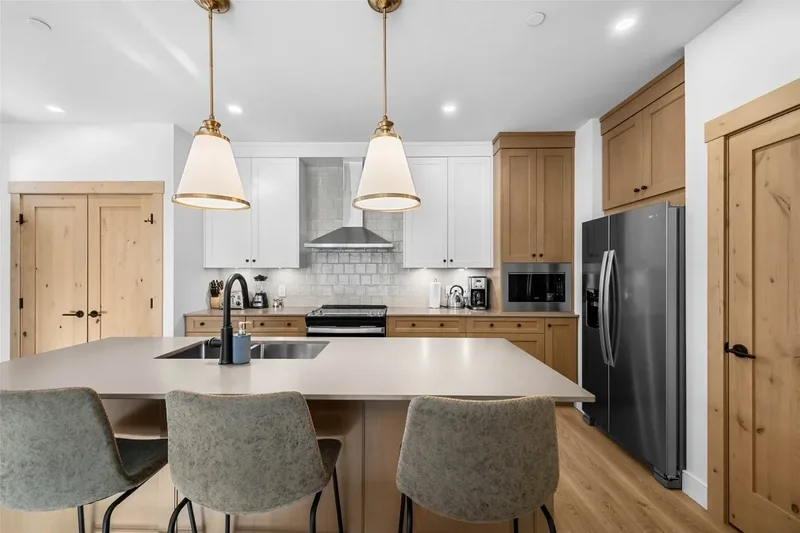 7005 MCGILLIVRAY LAKE Drive 14, Sun Peaks, British Columbia, Canada. - Photo 16