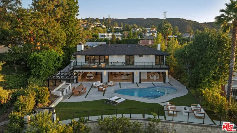 18101 Green Meadow Drive, Los Angeles, California, United States. - Photo 66