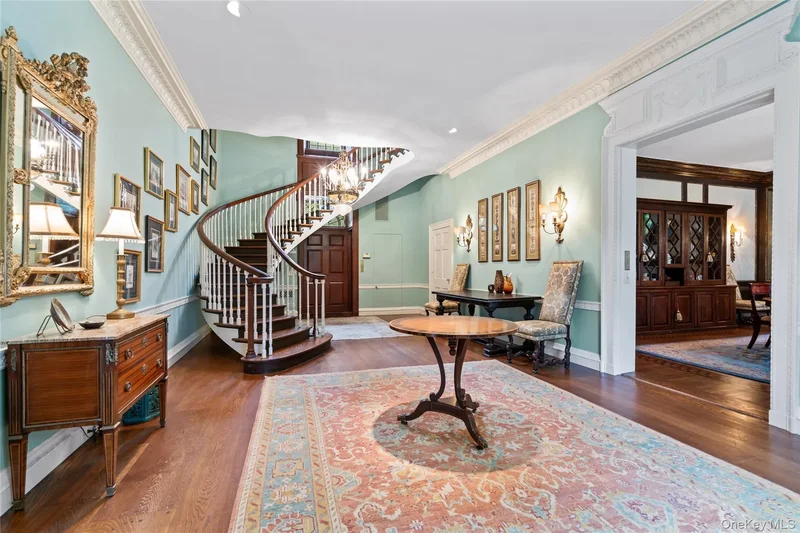 88 Wheatley Road, Old Westbury, New York, United States. - Photo 4