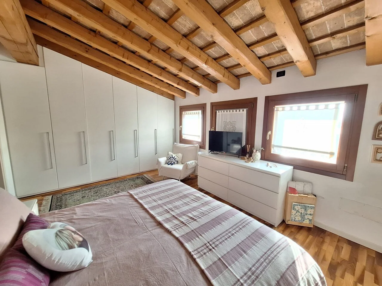 Gallery photo 7