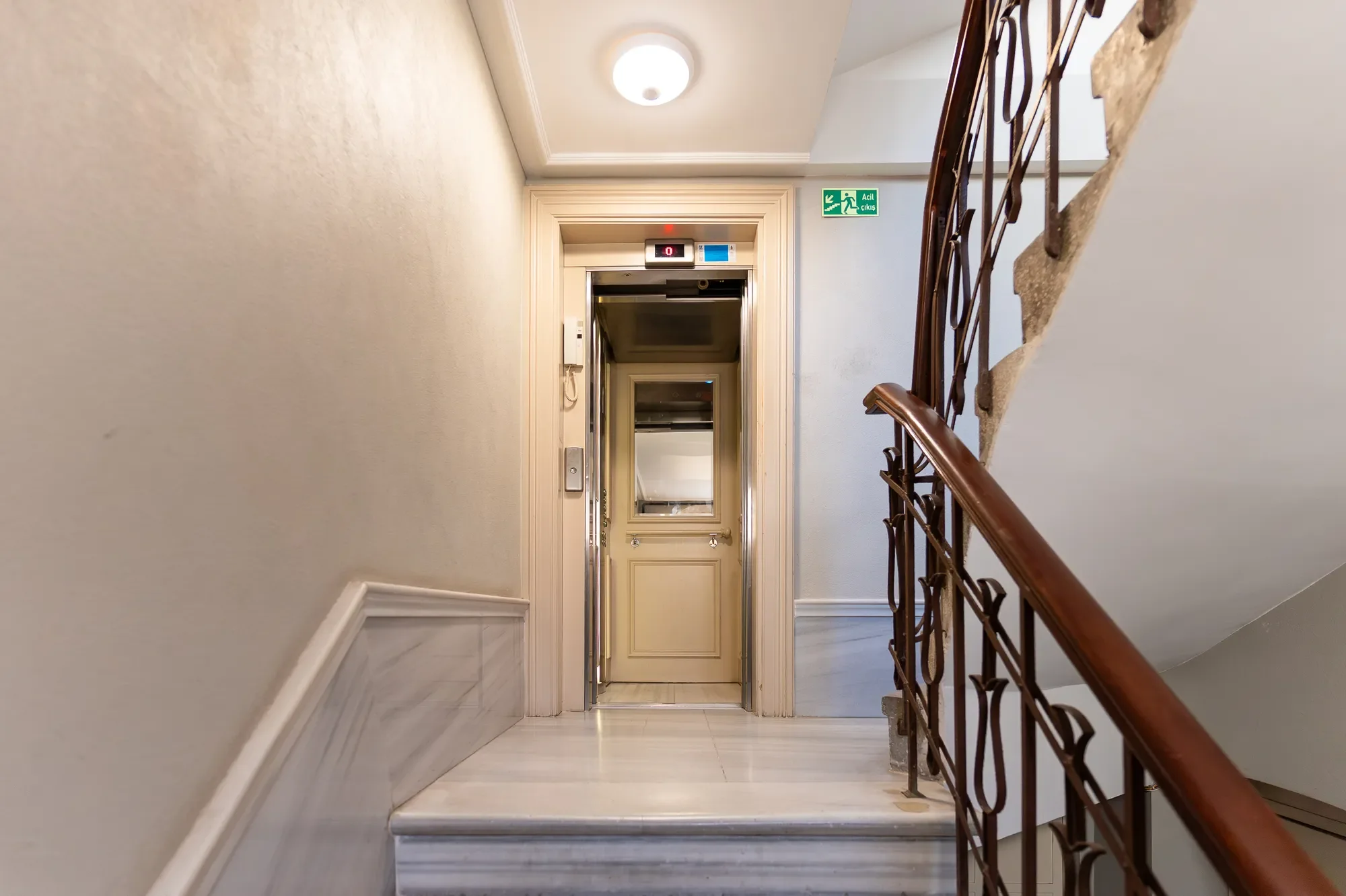 Gallery photo 6