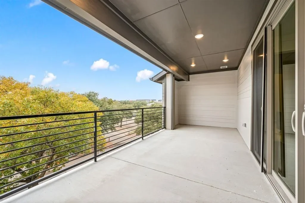 1340 Cherry Hills Lane, Irving, Texas, United States. - Photo 17
