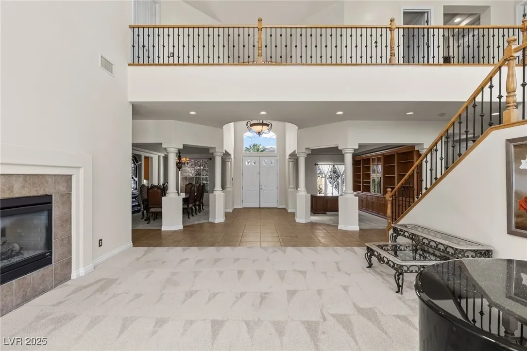 8095 Dark Hollow Place, Las Vegas, Nevada, United States. - Photo 12