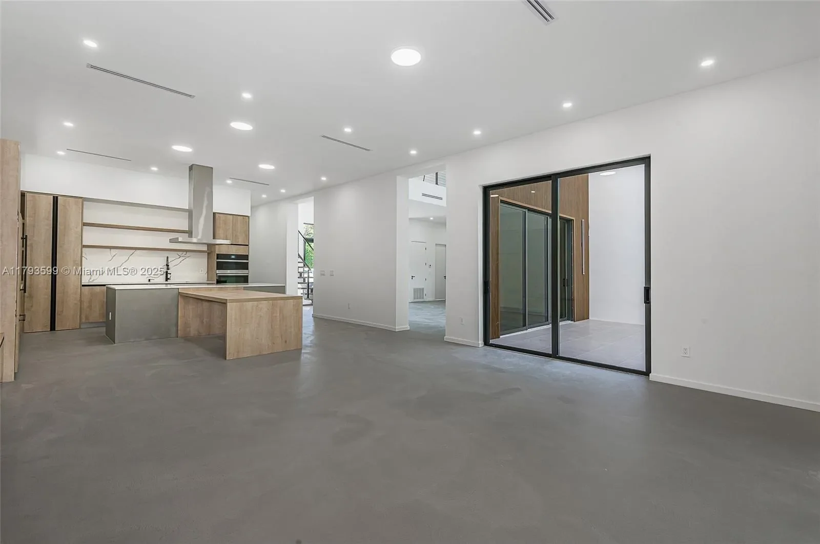 2730 SW 17th Ave, Miami, Florida, United States. - Photo 2
