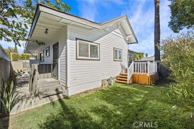 Exterior photo 11