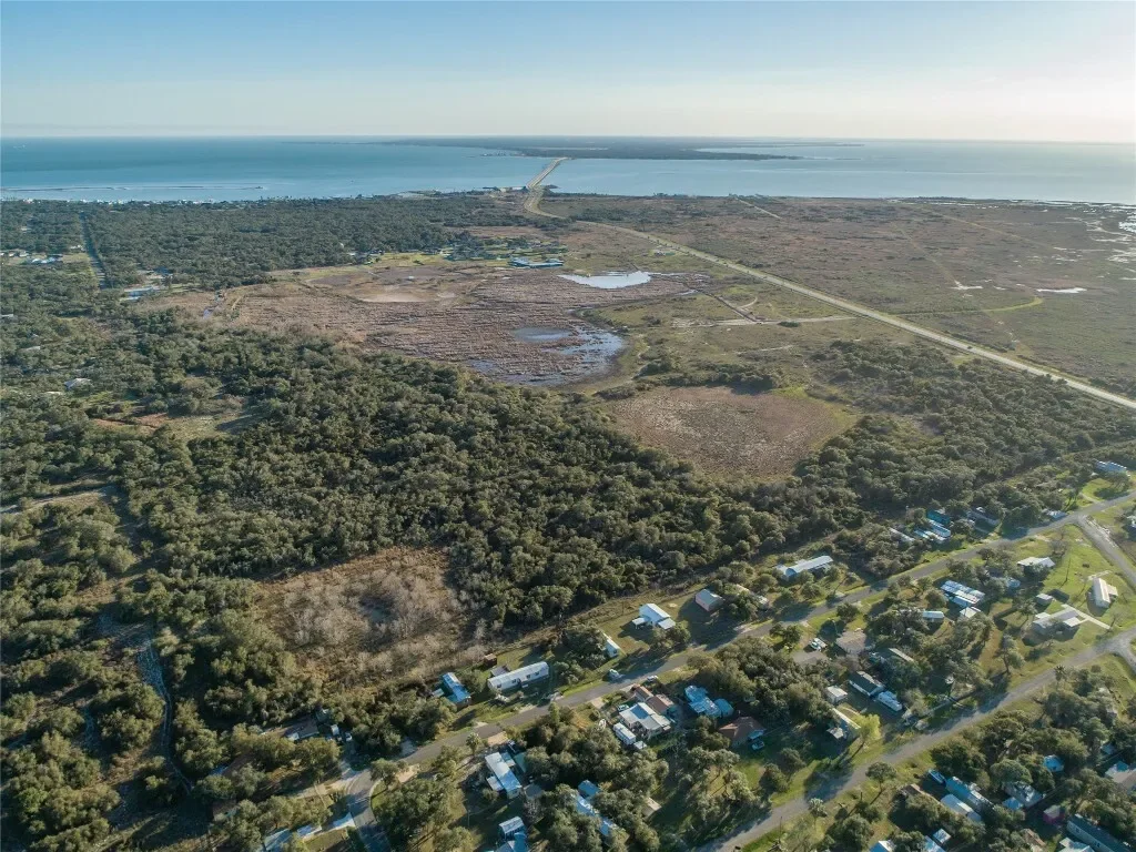 6498 N Hwy 35, Rockport, TX 78382, Rockport, Texas, United States. - Photo 1