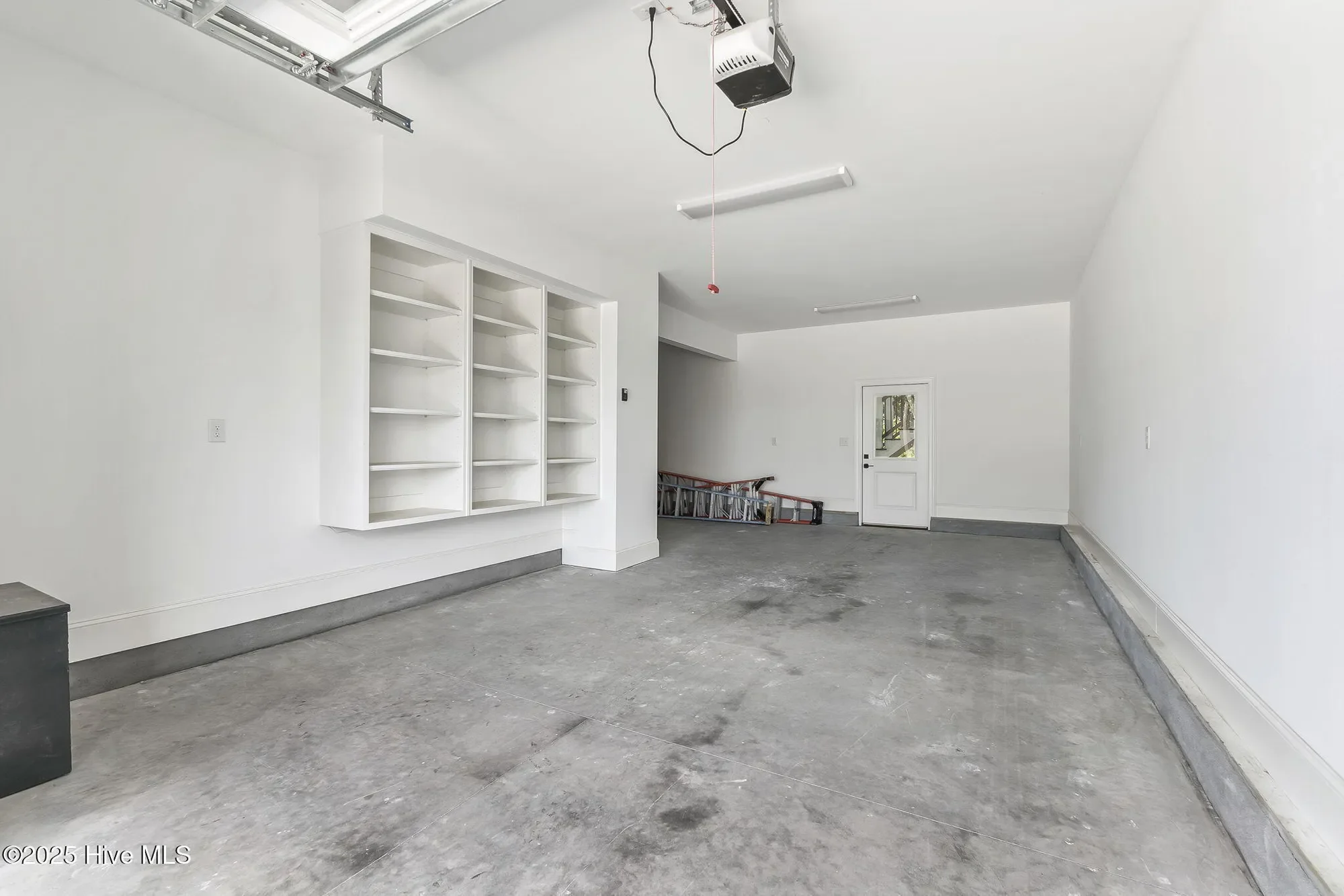 Gallery photo 2