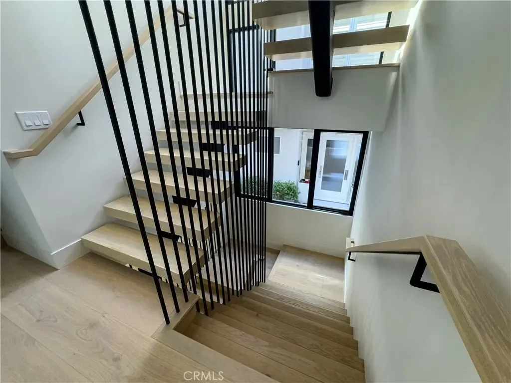 404 16th Street, Manhattan Beach, California, United States. - Photo 41