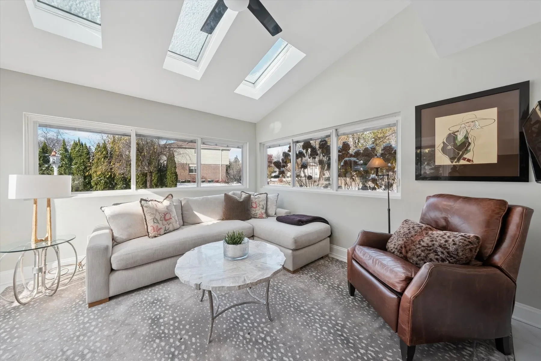 1926 Hickory Bark Lane, Bloomfield Hills, MI 48304, Bloomfield Hills, Michigan, United States. - Photo 3