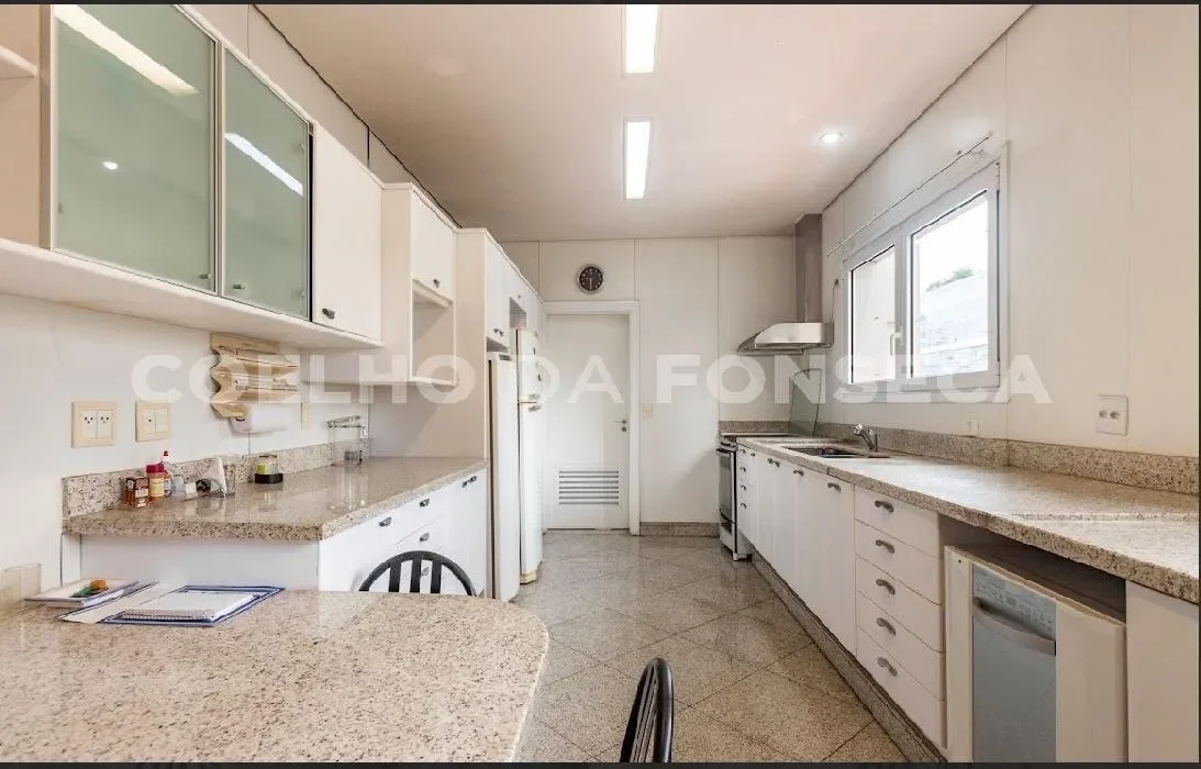 Gallery photo 2