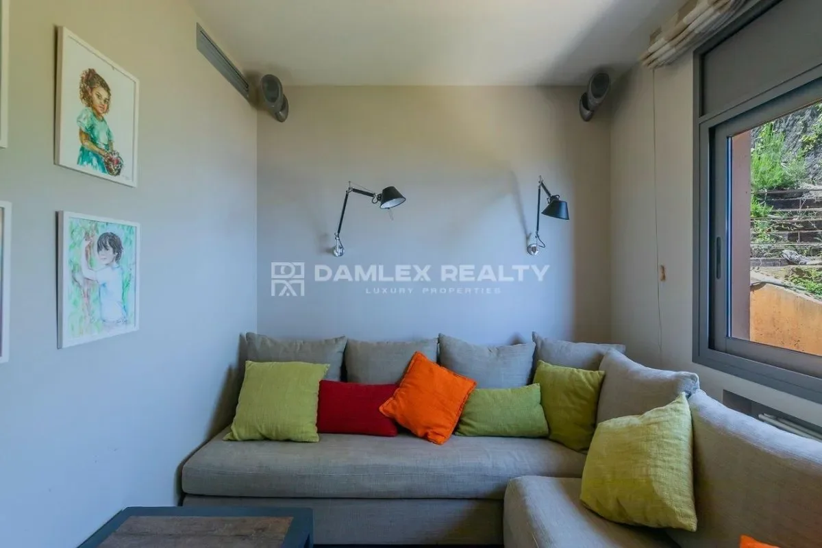 Gallery photo 12