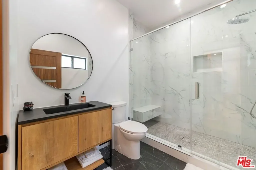 20226 Lorenzana Drive, Los Angeles, California, United States. - Photo 29