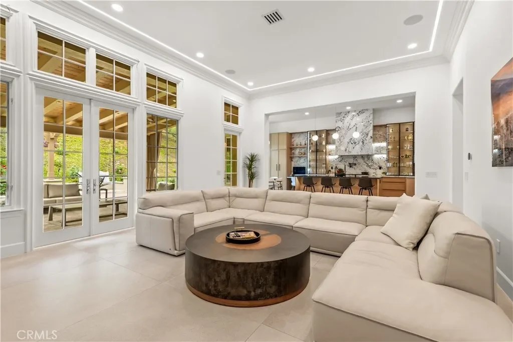 25410 PRADO DE LAS BELLOTAS, Hidden Hills, California, United States. - Photo 4