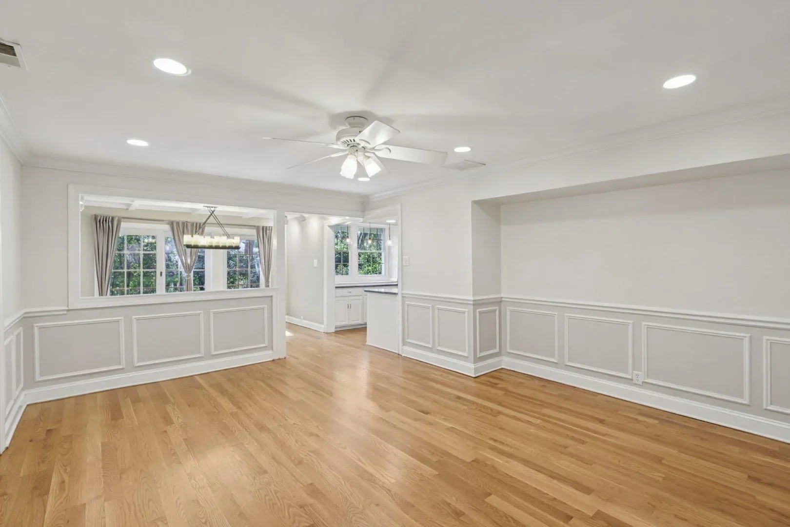 Gallery photo 4