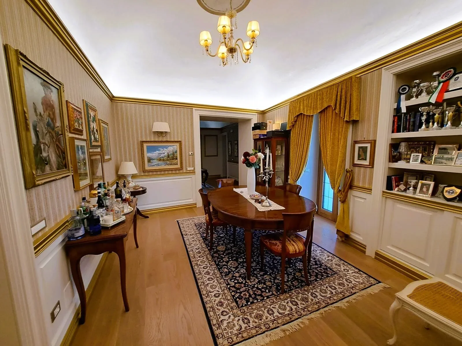 Gallery photo 8