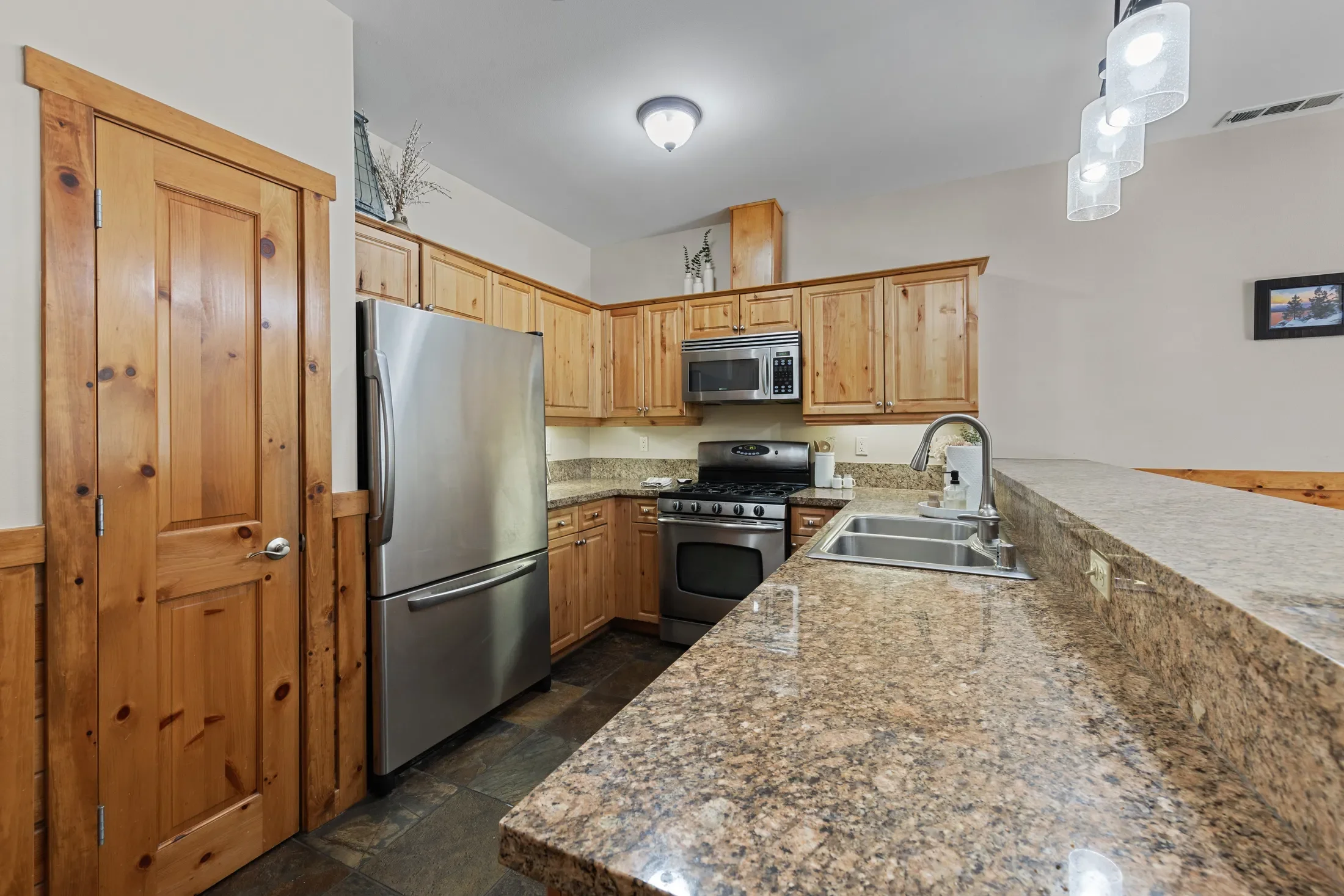 10890 Cinnabar Way #6, Truckee, CA 96161, Truckee, California, United States. - Photo 18