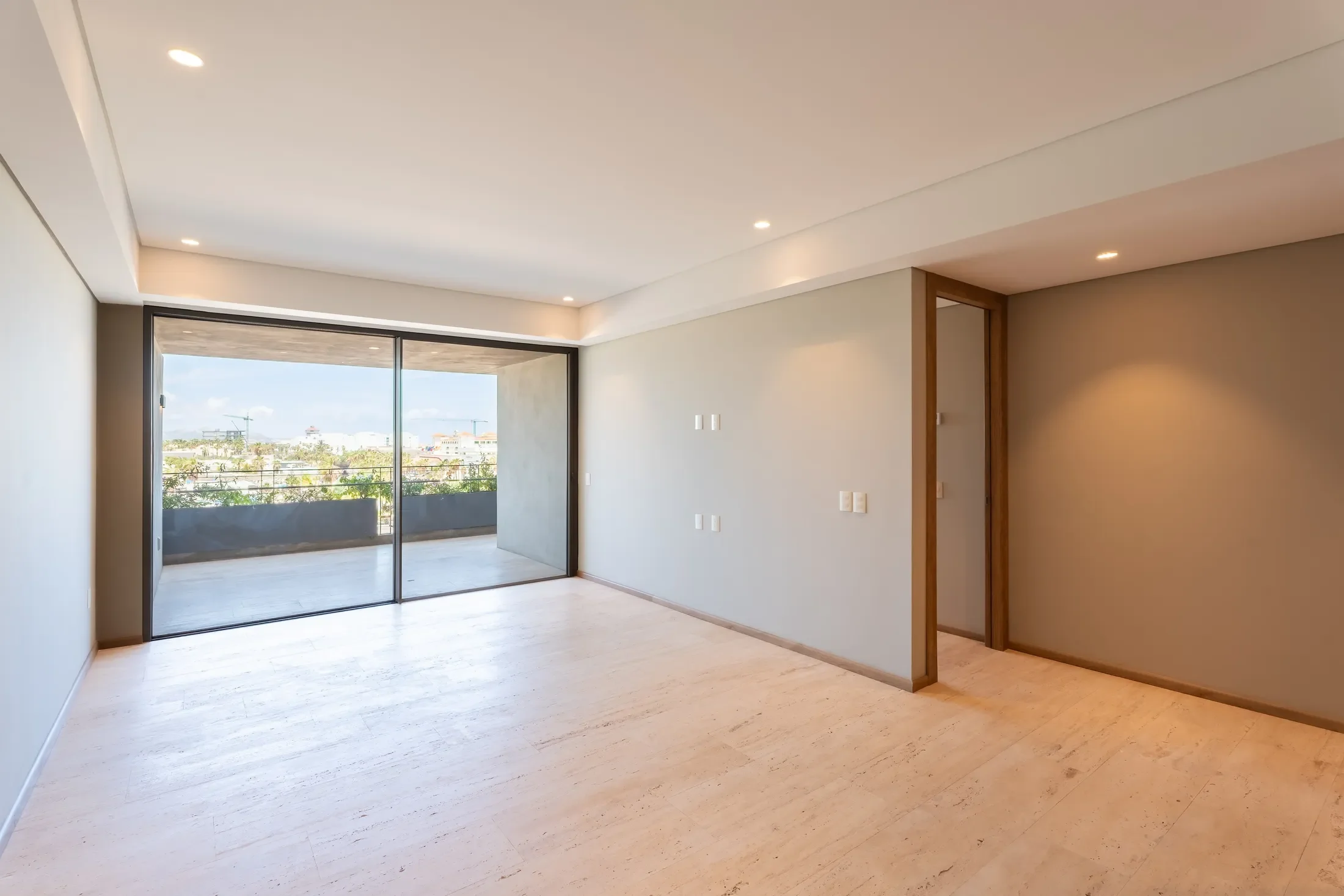 Gallery photo 12