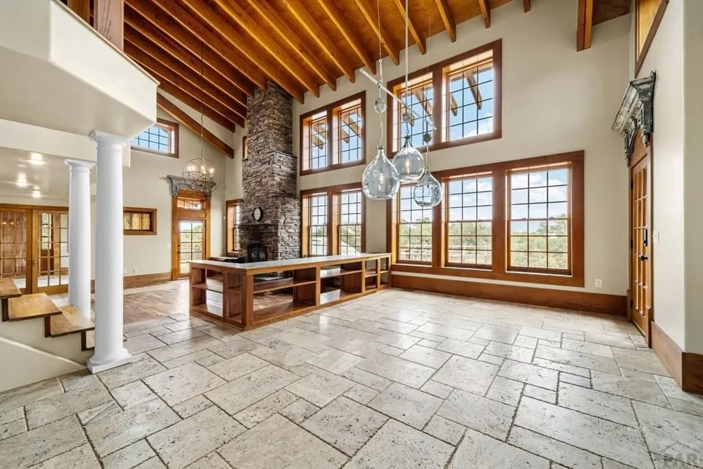 Gallery photo 10
