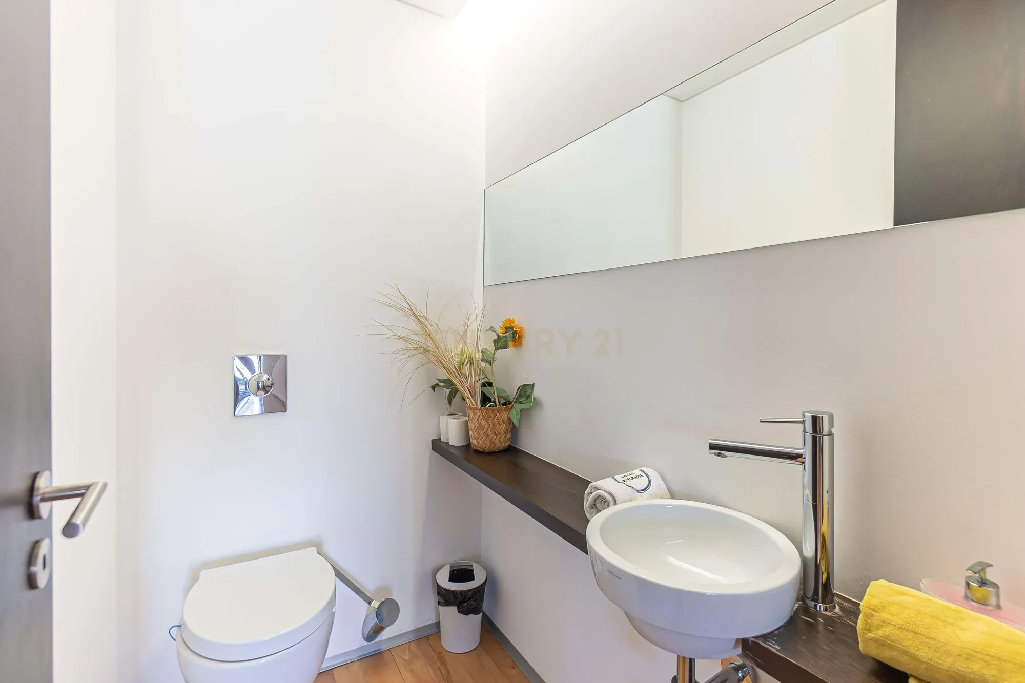 Gallery photo 12