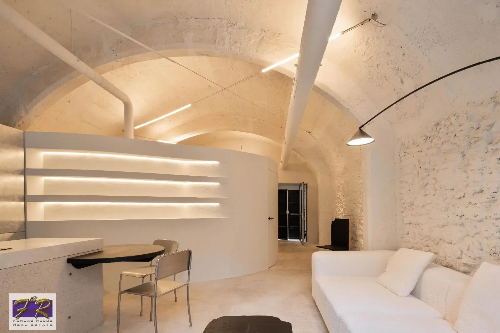 Gallery photo 6