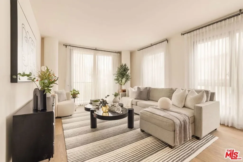 1755 Ocean Avenue 412, Santa Monica, California, United States. - Photo 30