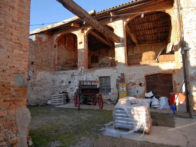 Exterior photo 10