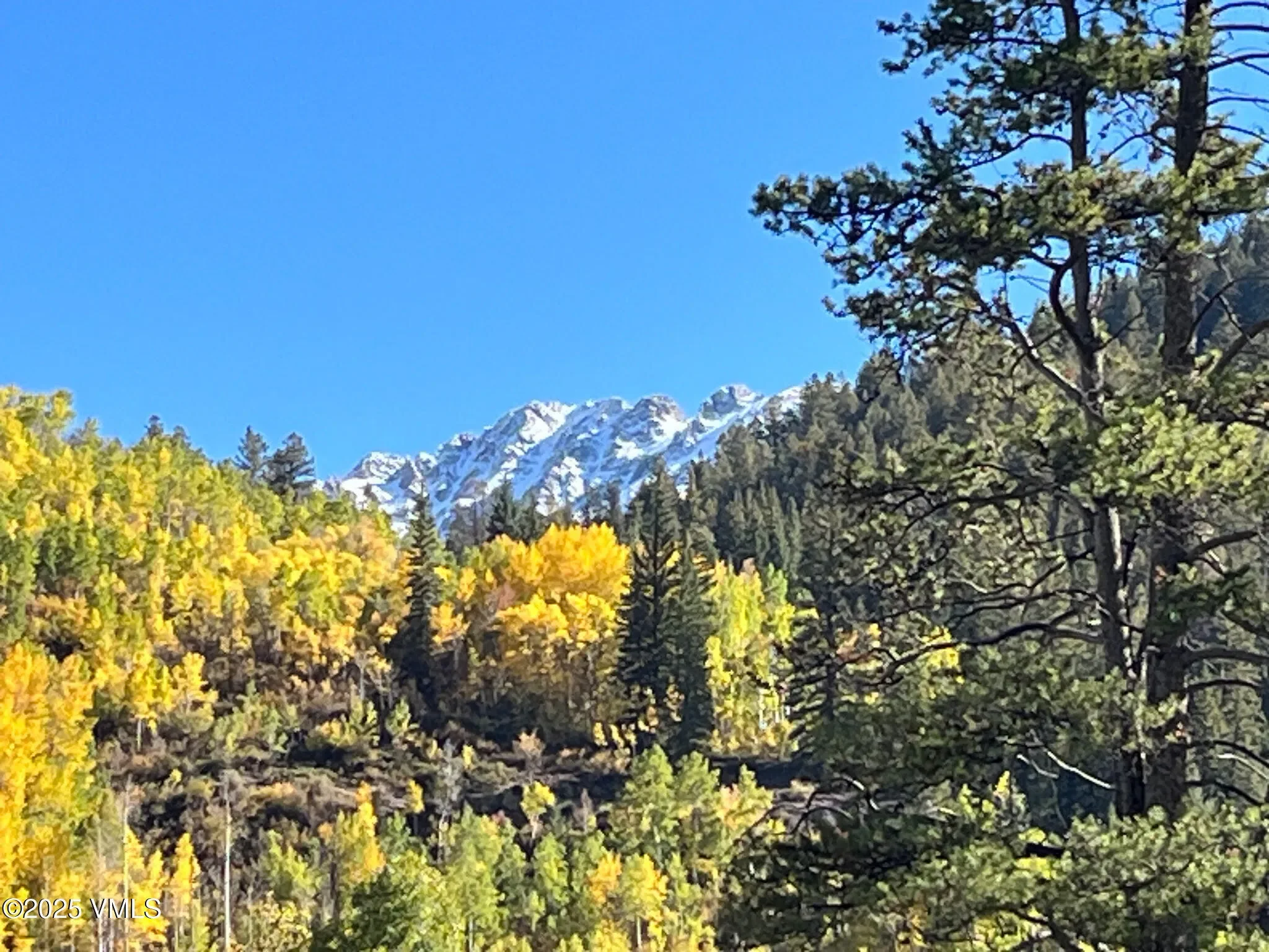 3827 Lupine Drive B, Vail, Colorado, United States. - Photo 3