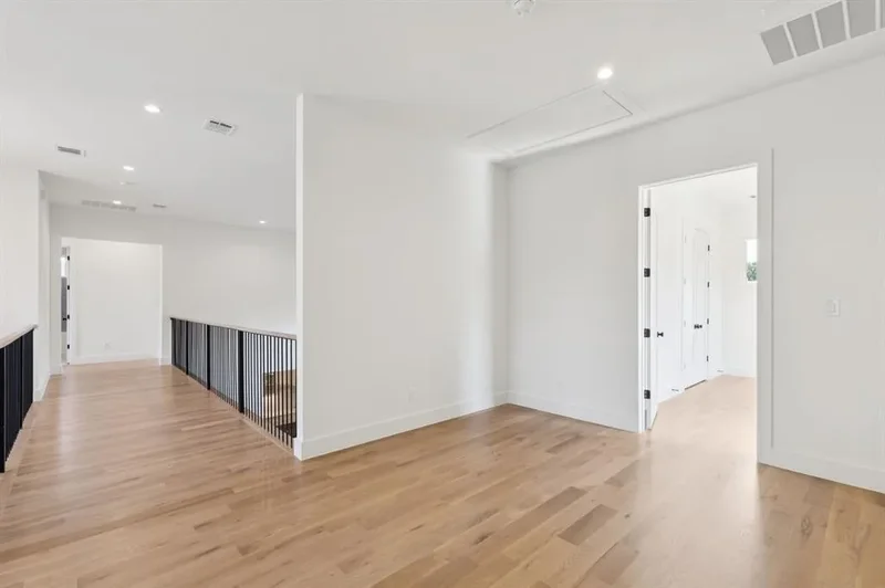 3516 Royal Lane, Dallas, Texas, United States. - Photo 22