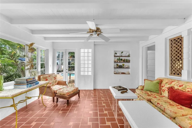 856 Tyler St, Hollywood, Florida, United States. - Photo 22