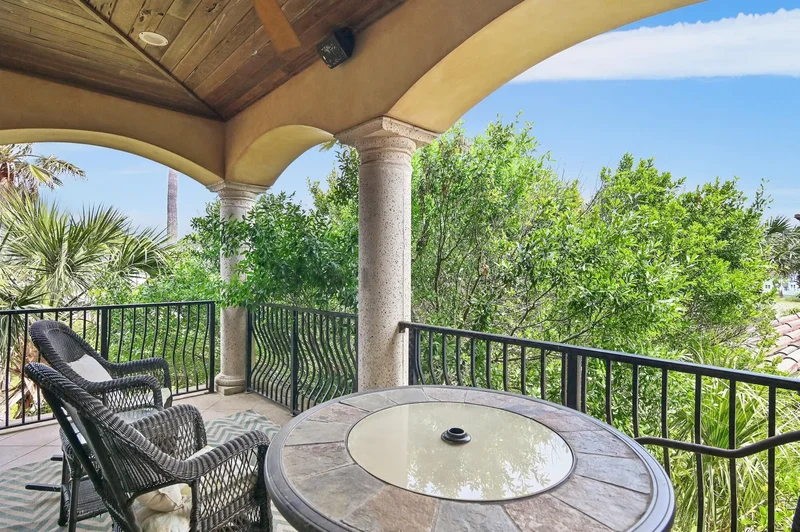 Miramar Beach, Florida, United States. - Photo 35