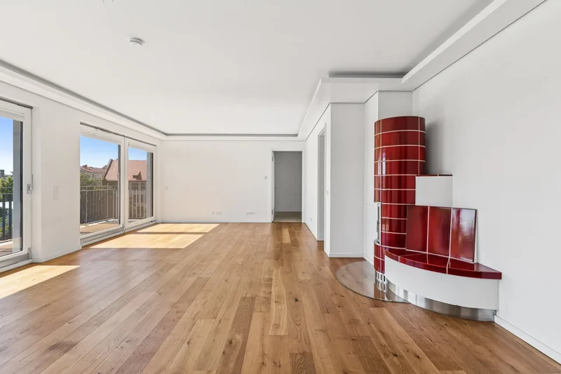Stylish 5 Room Apartment With Designer Kitchen, Fireplace And Two Terraces