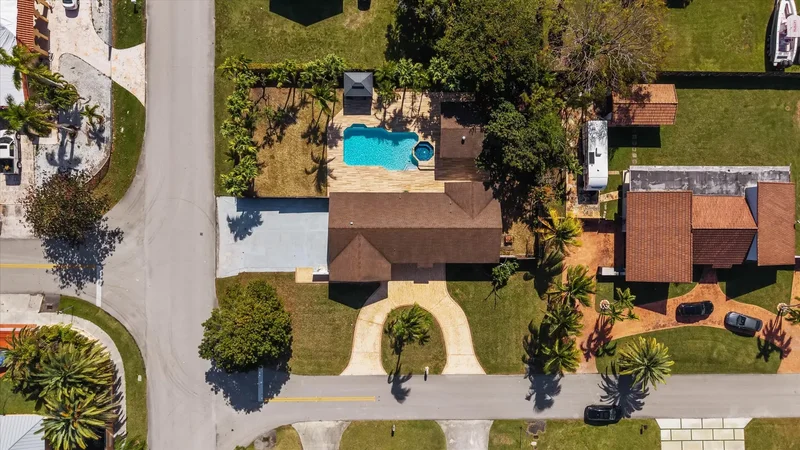 12900 SW 189th St , Miami, FL 33177, Miami, Florida, United States. - Photo 8