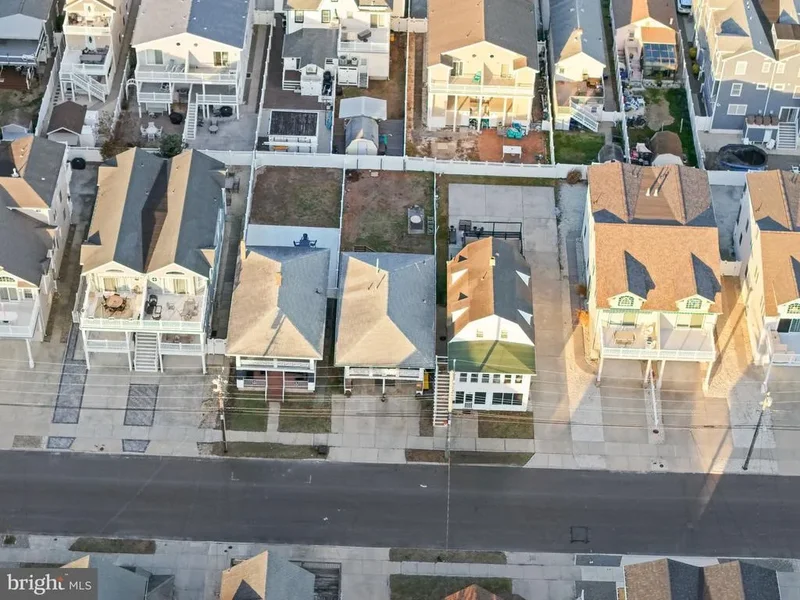 133 43RD ST STREET, SEA ISLE CITY, NJ 08243, Sea Isle City, New Jersey, United States. - Photo 29