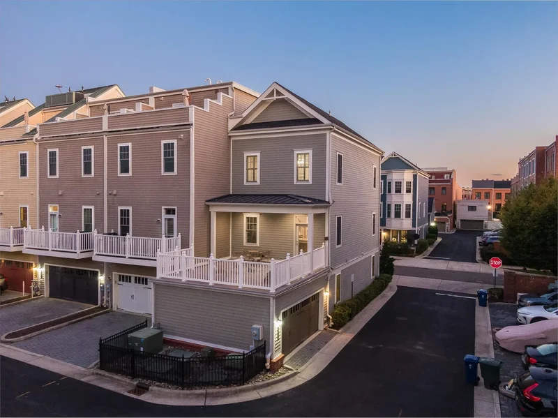 710 Diamond Avenue , Alexandria, VA 22301, Alexandria, Virginia, United States. - Photo 2