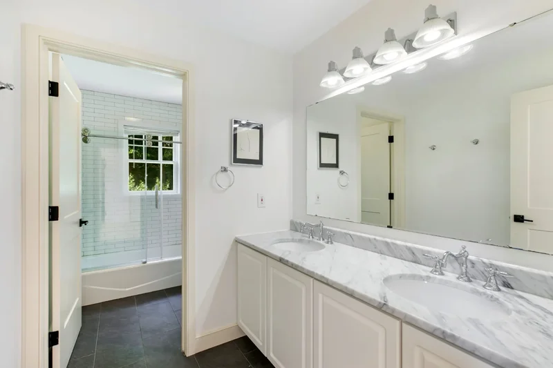 12 Bob White Dr , Water Mill, NY 11976, Water Mill, New York, United States. - Photo 12