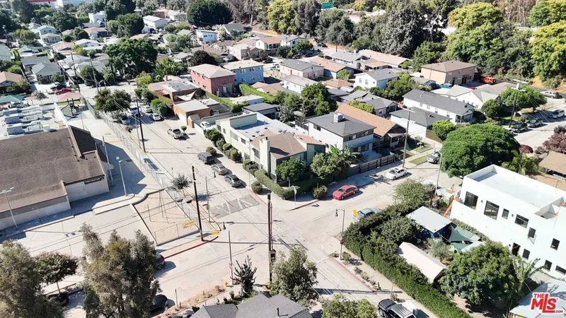 1818 Ripple Street, Los Angeles, California, United States. - Photo 46