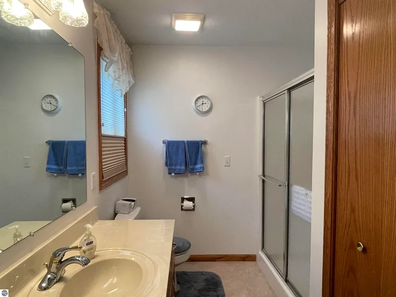 5685 Shirley Ann Drive, Harrison, MI 48625, Harrison, Michigan, United States. - Photo 19