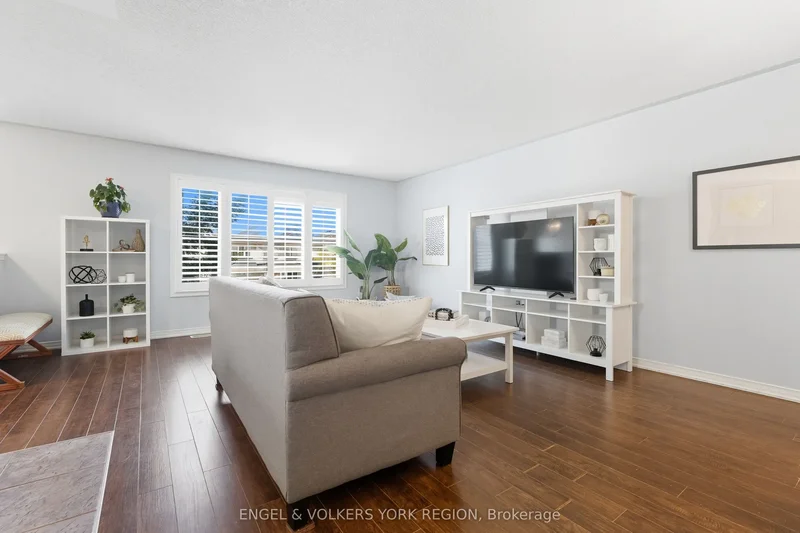 23 Weir Street, Bradford West Gwillimbury, Ontario, Canada. - Photo 18