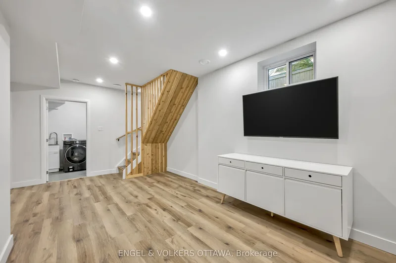 22 Harvard Avenue, Ottawa, Ontario, Canada. - Photo 21