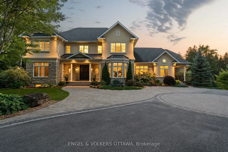 An exceptional estate with timeless elegance