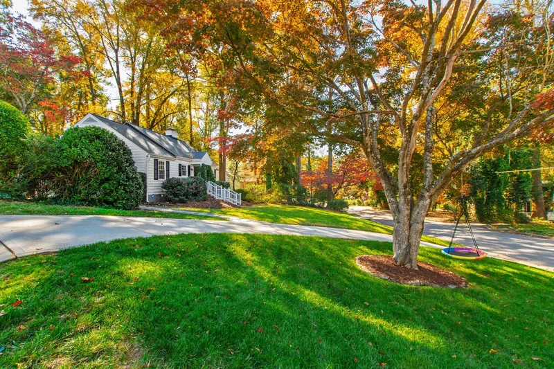 2803 Wayland Drive , Raleigh, NC 27608, Raleigh, North Carolina, United States. - Photo 8