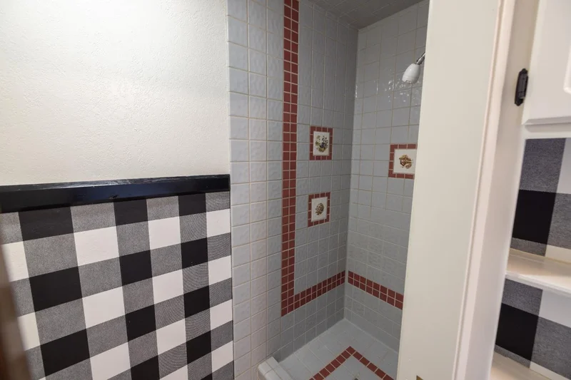 3327 Country Club Boulevard, Stockton, CA 95204, Stockton, California, United States. - Photo 32