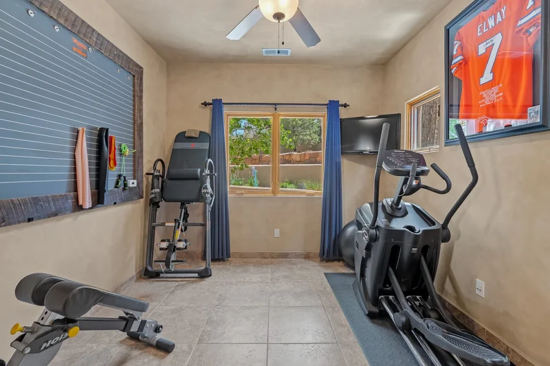 21 Camino Barranca, Santa Fe, NM 87507, Santa Fe, New Mexico, United States. - Photo 28