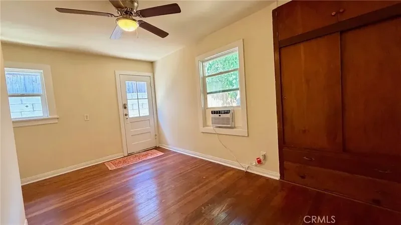 843 Laveta Terrace, Los Angeles, California, United States. - Photo 15